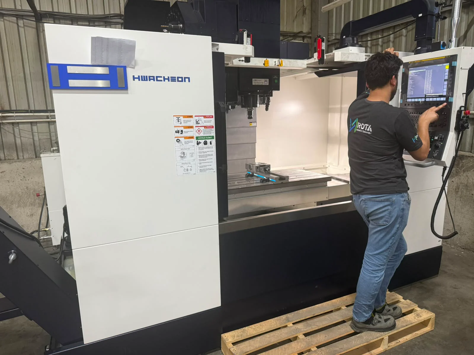 Rota Robotik CNC machining centre production